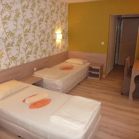 Hotel Zarya Złote Piaski